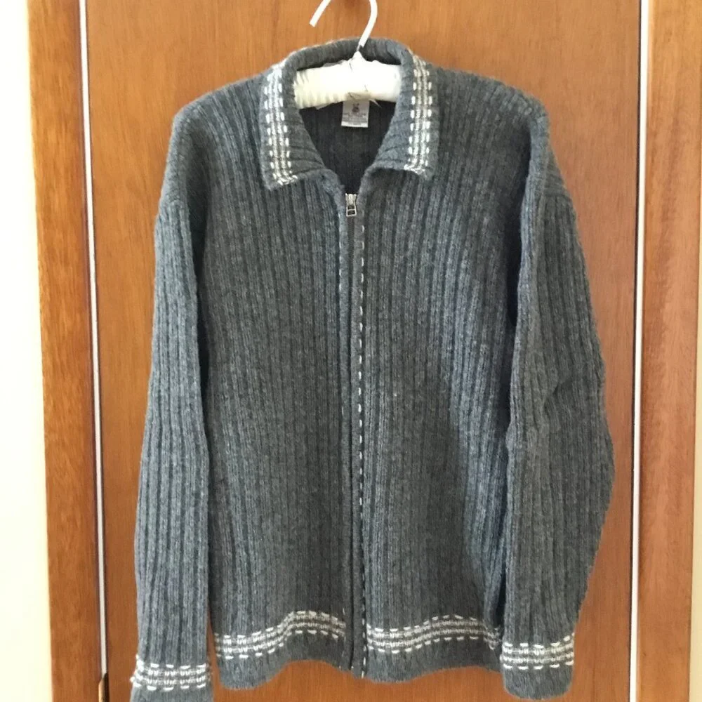 Sweater - Picture 1 of 5
